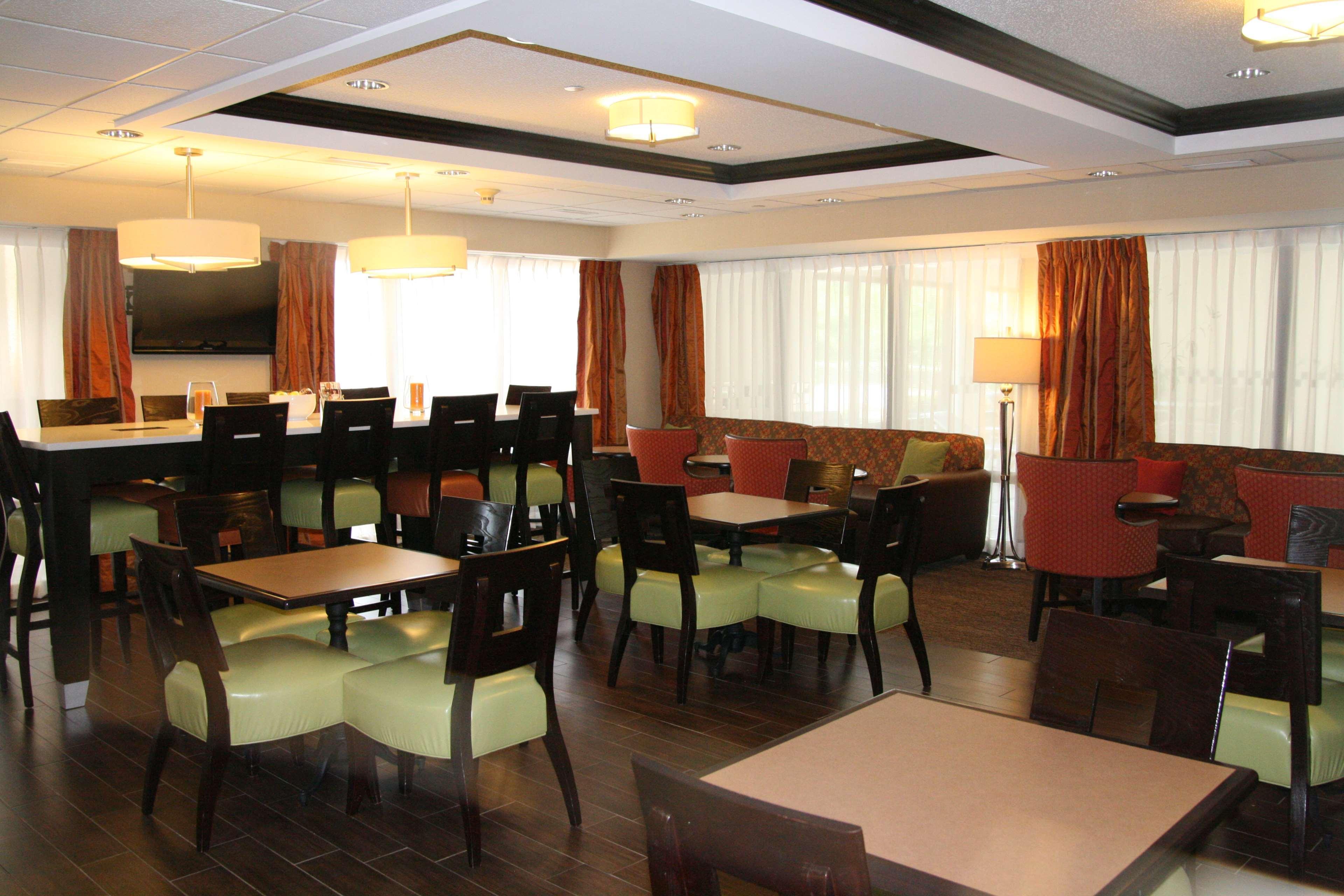 Hampton Inn Olive Branch Restaurant photo