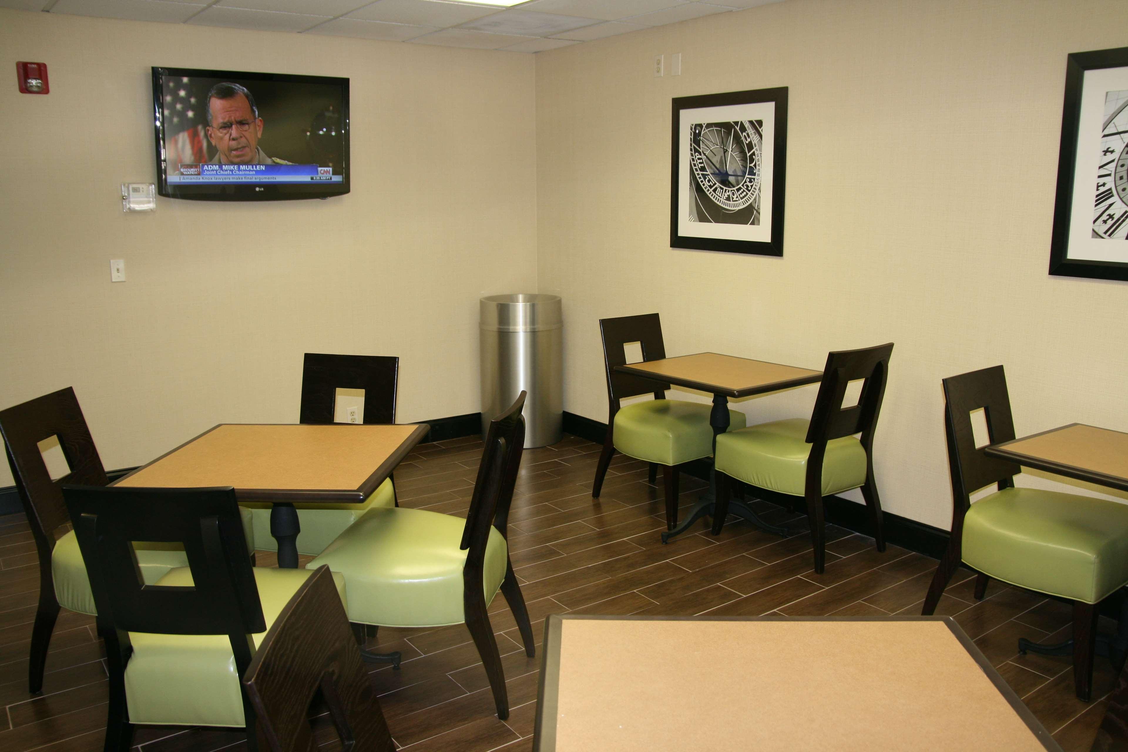 Hampton Inn Olive Branch Exterior photo
