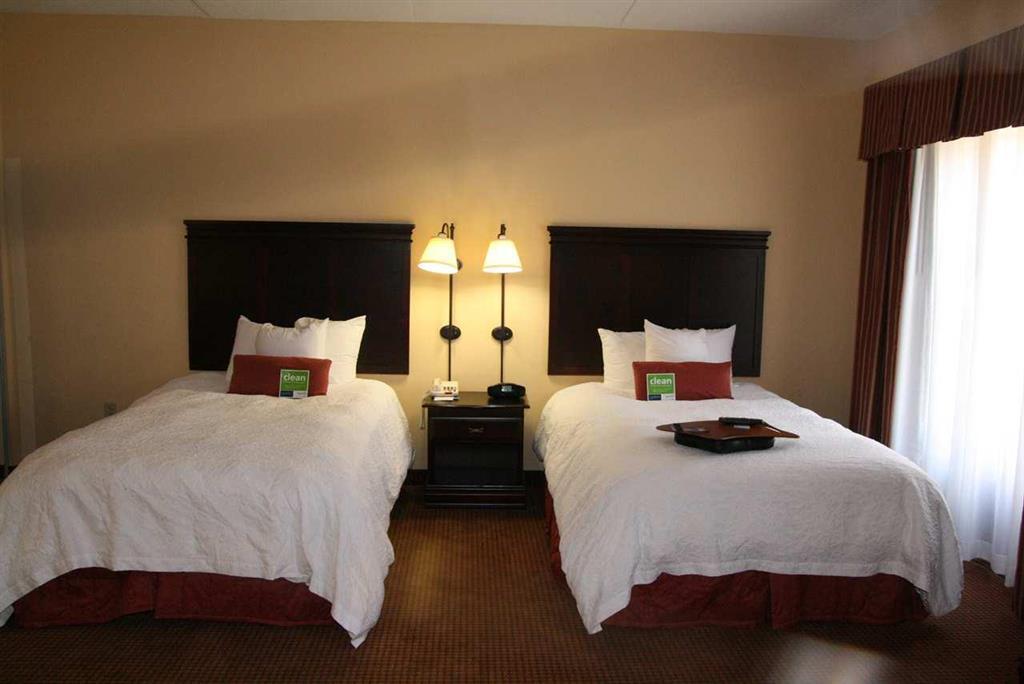Hampton Inn Olive Branch Room photo