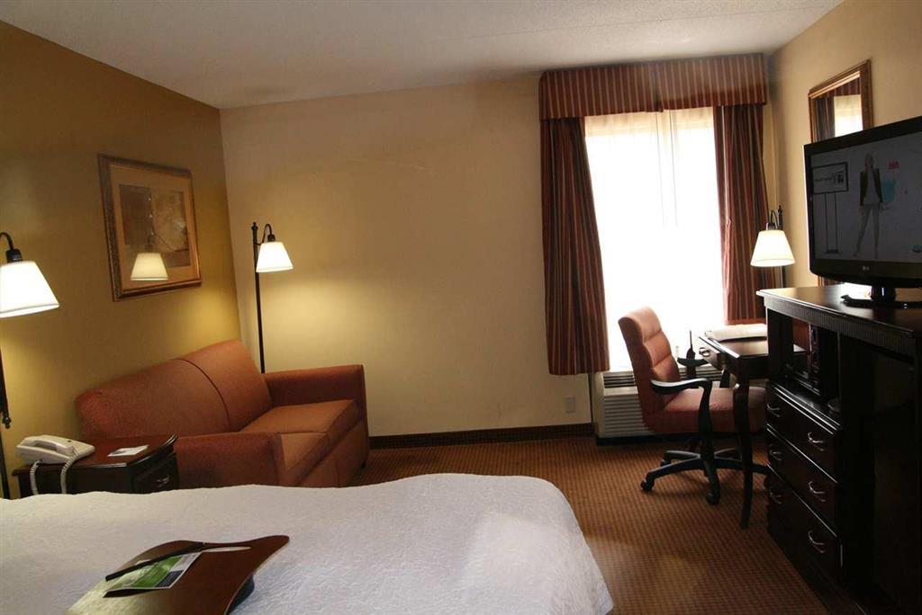 Hampton Inn Olive Branch Room photo
