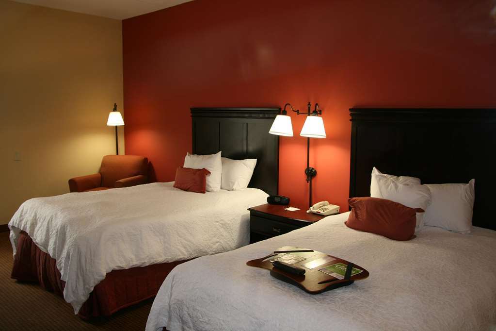Hampton Inn Olive Branch Room photo